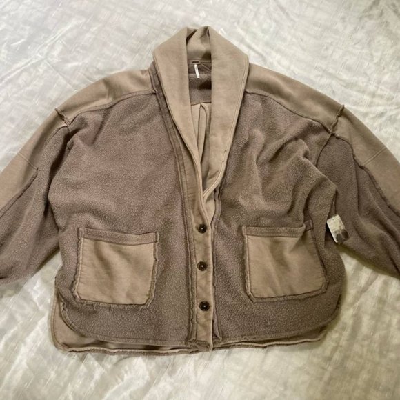 Free People NWT beige color puff sleeve jacket size S $128 - Picture 1 of 7